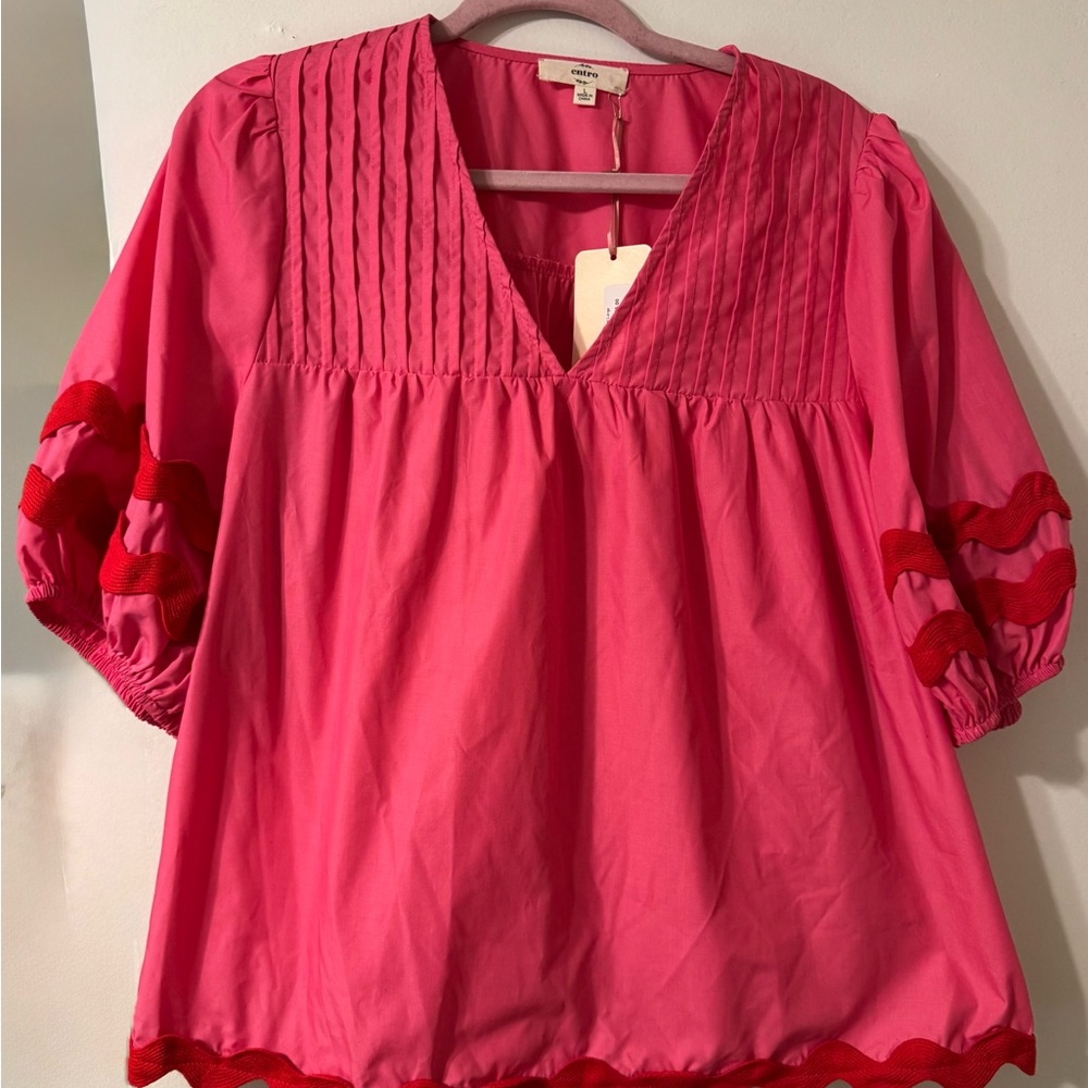 NWT Entro Size Large (fits 10/12) Pink Blouse with Red Details